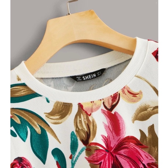 🌺HPx2🌺 SHEIN Floral Print White Pullover - Picture 4 of 9